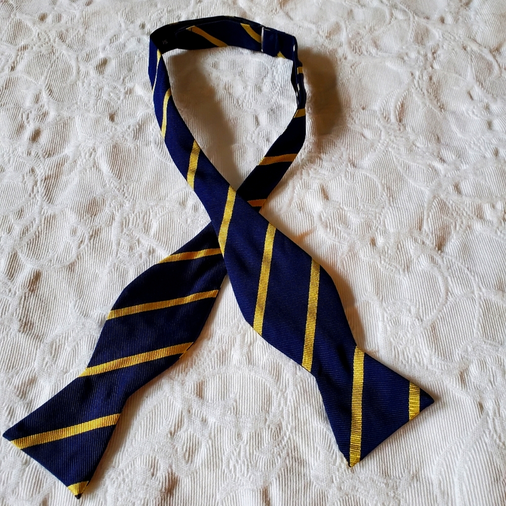 Brooks Brothers Silk Bow Tie